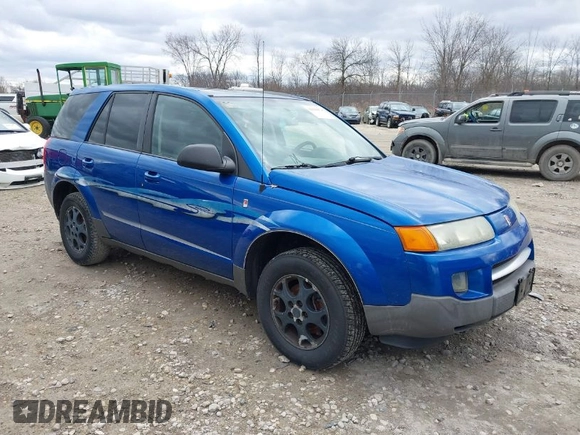 2004 Saturn VUE V6 with VIN 5GZCZ53414S820661, listed as a IAAI auction lot 42023074 with 176,339 mi miles. Bid and sale history available at carsss.com. Image 1.