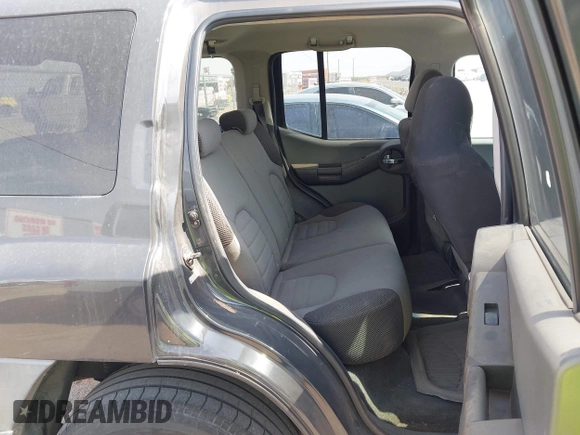 2005 Nissan Xterra SE z VIN 5N1AN08U75C638521, wystawiony jako IAAI lot #42397492 z przebiegiem 132 892 mil mil oraz . Historia ofert i sprzedaży dostępna na DreamBid. Obrazek 8.