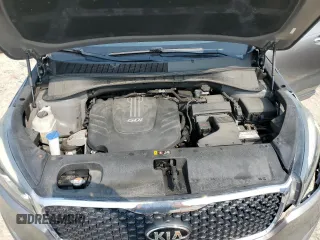 2017 Kia Sorento LX with VIN 5XYPG4A58HG286830, listed as a Copart auction lot 57672905 with 147,093 mi miles and Salvage title. Bid and sale history available at DreamBid. Image 12.