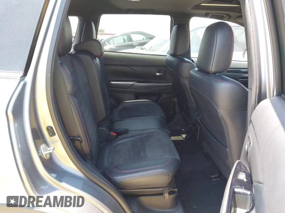 2020 Mitsubishi Outlander SE with VIN JA4AD3A39LZ034984, listed as a IAAI auction lot 42431048 with 102,314 mi miles and . Bid and sale history available at DreamBid. Image 8.