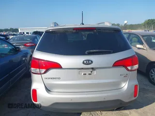 2015 Kia Sorento EX with VIN 5XYKUDA74FG562759, listed as a IAAI auction lot 42838149 with 180,571 mi miles and . Bid and sale history available at DreamBid. Image 16.