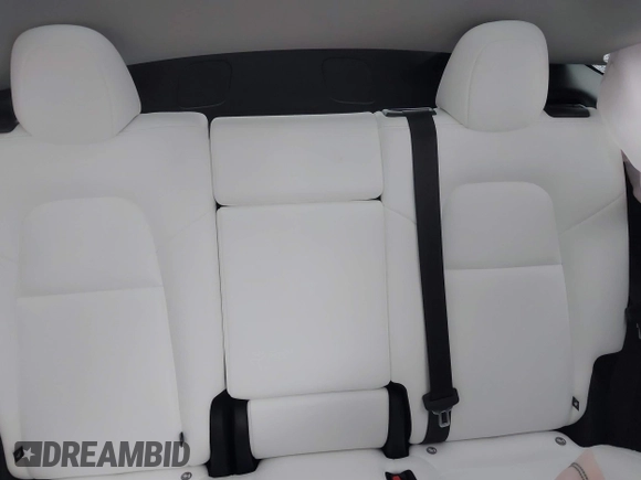 2025 Tesla Model Y Long Range with VIN 7SAYGDED6SF226035, listed as a IAAI auction lot 41102115 with Not Provided miles and . Bid and sale history available at DreamBid. Image 8.