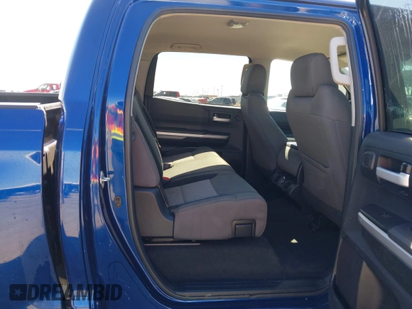 2015 Toyota Tundra SR5 z VIN 5TFEM5F16FX091122, wystawiony jako IAAI lot #41623318 z przebiegiem 178 557 mil mil oraz . Historia ofert i sprzedaży dostępna na DreamBid. Obrazek 8.
