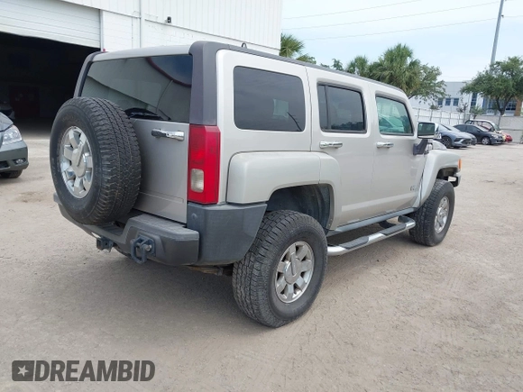 2006 Hummer H3 z VIN 5GTDN136468252961, wystawiony jako IAAI lot #42339227 z przebiegiem 189 868 mil mil oraz . Historia ofert i sprzedaży dostępna na DreamBid. Obrazek 4.