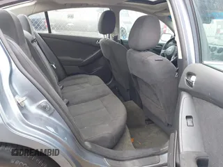 2012 Nissan Altima 2.5 with VIN 1N4AL2AP2CN493678, listed as a IAAI auction lot 42105581 with 147,956 mi miles and . Bid and sale history available at carsss.com. Image 8.