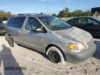 2002 Toyota Sienna CE with VIN 4T3ZF19C92U421626, listed as a Copart auction lot 80562414 with 198,305 mi miles and Non Repairable. Bid and sale history available at carsss.com. Image 4.