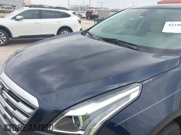 2017 Cadillac XT5 Luxury FWD z VIN 1GYKNBRS9HZ215565, wystawiony jako IAAI lot #42108831 z przebiegiem 78 694 mil mil oraz . Historia ofert i sprzedaży dostępna na DreamBid. Obrazek 6.