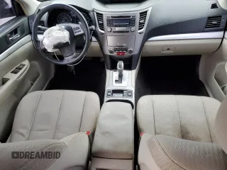 2012 Subaru Legacy Premium z VIN 4S3BMCC69C3024928, wystawiony jako Copart lot #52039145 z przebiegiem 154 584 mil mil oraz Szkoda całkowita • Salvage title. Historia ofert i sprzedaży dostępna na DreamBid. Obrazek 8.