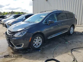 2020 Chrysler Pacifica Touring L z VIN 2C4RC1BG2LR110816, wystawiony jako Copart lot #58183415 z przebiegiem 47 184 mil mil oraz Szkoda całkowita • Salvage title. Historia ofert i sprzedaży dostępna na DreamBid. Obrazek 1.
