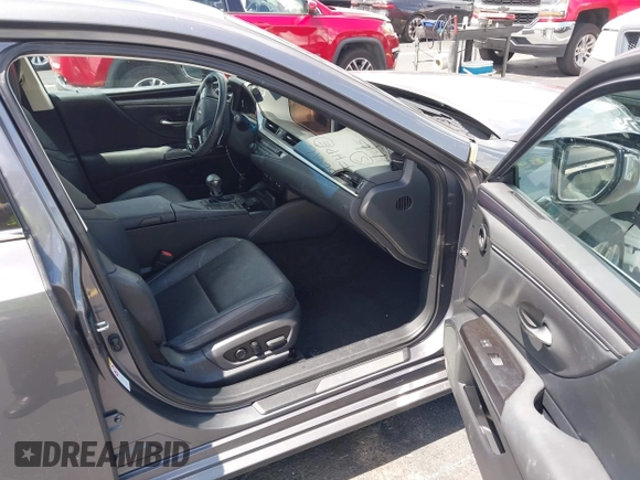 2019 Lexus ES 350 with VIN 58ABZ1B19KU032438, listed as a IAAI auction lot 42583482 with 18,474 mi miles and . Bid and sale history available at DreamBid. Image 5.