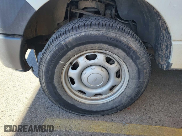 2013 Ford F-150 XL с VIN 1FTEX1EM1DFC51079, выставлен на аукционе IAAI как лот 42563468 с пробегом 140 709 миль миль и . История ставок и продаж доступна на DreamBid. Изображение 12.
