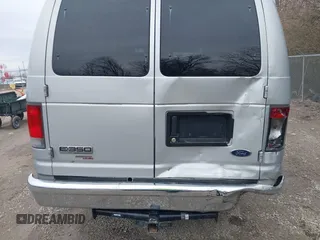 2006 Ford Econoline Passenger XL with VIN 1FBSS31L06HB18030, listed as a IAAI auction lot 41510348 with 189,861 mi miles and . Bid and sale history available at DreamBid. Image 6.