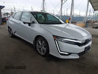 2018 Honda Clarity Touring z VIN JHMZC5F35JC003567, wystawiony jako IAAI lot #42245860 z przebiegiem 85 039 mil mil oraz . Historia ofert i sprzedaży dostępna na DreamBid. Obrazek 1.
