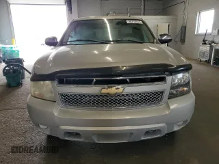 2007 Chevrolet Tahoe LT z VIN 1GNFK130X7J373208, wystawiony jako Copart lot #60710515 z przebiegiem 304 885 mil mil oraz Szkoda całkowita • Salvage title. Historia ofert i sprzedaży dostępna na DreamBid. Obrazek 5.