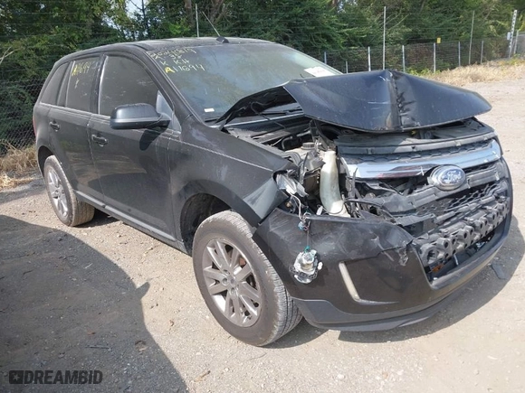 2014 Ford Edge Limited with VIN 2FMDK4KC8EBA11694, listed as a IAAI auction lot 40182695 with 121,805 mi miles. Bid and sale history available at carsss.com. Image 1.