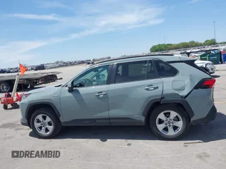 2020 Toyota RAV4 Hybrid XLE z VIN 4T3RWRFVXLU005428, wystawiony jako IAAI lot #42223346 z przebiegiem 123 168 mil mil oraz . Historia ofert i sprzedaży dostępna na DreamBid. Obrazek 15.