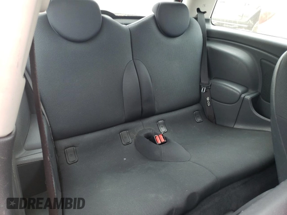 2005 MINI Hardtop with VIN WMWRC33475TC59069, listed as a Copart auction lot 51551605 with 87,900 mi miles and Clean title. Bid and sale history available at DreamBid. Image 10.