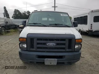2009 Ford Econoline Passenger XL z VIN 1FBSS31L69DA15433, wystawiony jako Copart lot #59523185 z przebiegiem 338 840 mil mil oraz Czysty tytuł • Clean title. Historia ofert i sprzedaży dostępna na DreamBid. Obrazek 5.