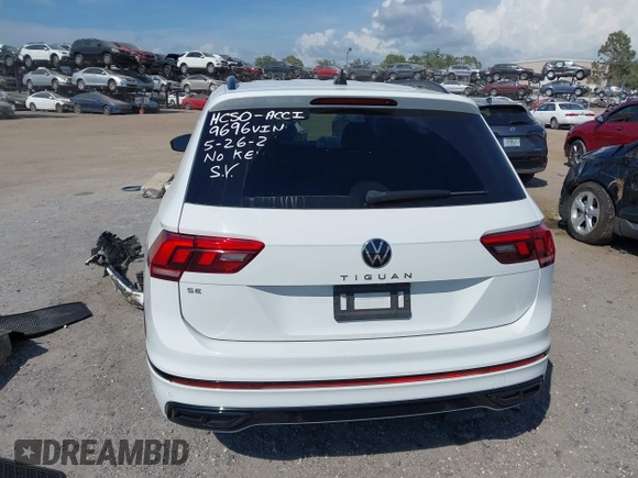 2022 Volkswagen Tiguan SE R-Line Black with VIN 3VVCB7AX5NM009696, listed as a IAAI auction lot 42364884 with 45,380 mi miles and . Bid and sale history available at DreamBid. Image 15.