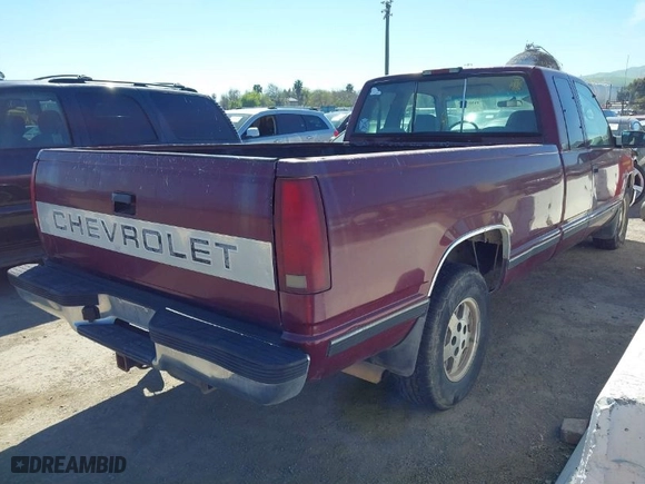 1995 Chevrolet C/K 1500 with VIN 1GCEC19K9SE171102, listed as a IAAI auction lot 41883173 with 219,652 mi miles. Bid and sale history available at carsss.com. Image 4.