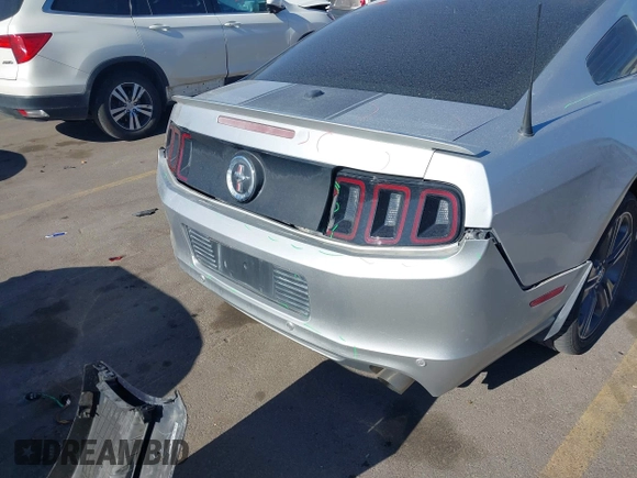 2013 Ford Mustang V6 with VIN 1ZVBP8AM1D5279453, listed as a IAAI auction lot 42128058 with 93,105 mi miles and . Bid and sale history available at DreamBid. Image 6.