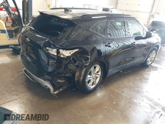 2020 Chevrolet Blazer LT с VIN 3GNKBJRSXLS579127, выставлен на аукционе IAAI как лот 41654108 с пробегом 30 398 миль миль и . История ставок и продаж доступна на DreamBid. Изображение 4.