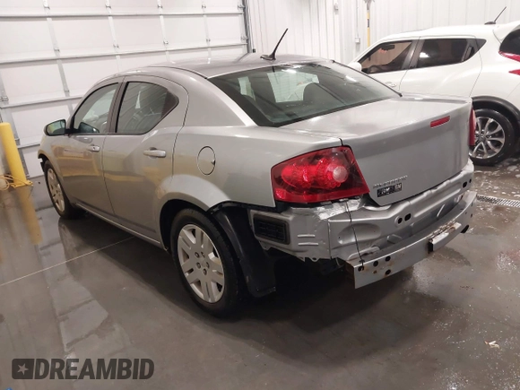 2014 Dodge Avenger SE z VIN 1C3CDZAB4EN228880, wystawiony jako IAAI lot #41605761 z przebiegiem 97 437 mil mil oraz . Historia ofert i sprzedaży dostępna na DreamBid. Obrazek 3.