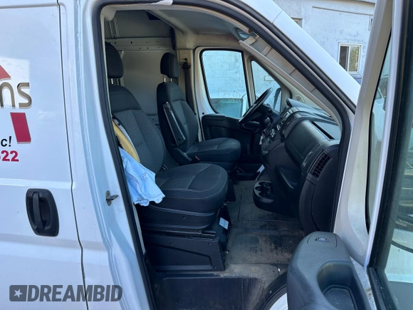 2017 Ram ProMaster Cargo with VIN 3C6TRVCG6HE537734, listed as a Copart auction lot 76005984 with 218,832 mi miles and Salvage Title. Bid and sale history available at carsss.com. Image 7.