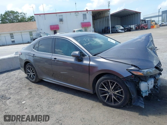 2022 Toyota Camry SE with VIN 4T1G11AKXNU061322, listed as a IAAI auction lot 41984574 with 178,971 mi miles and . Bid and sale history available at DreamBid. Image 14.