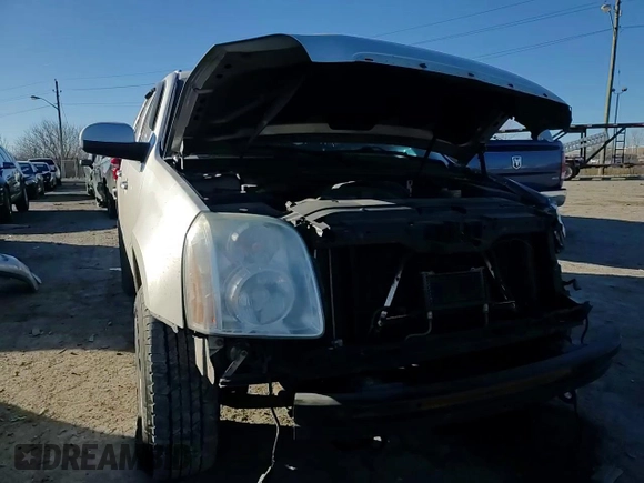 2011 GMC Yukon Denali with VIN 1GKS2EEF4BR191857, listed as a Copart auction lot 42628115 with 231,568 mi miles and Clean Title. Bid and sale history available at carsss.com. Image 11.
