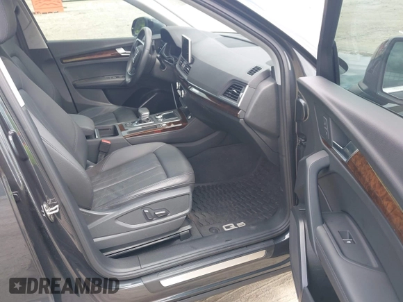 2020 Audi Q5 Premium Plus with VIN WA1BNAFY8L2072659, listed as a IAAI auction lot 42231063 with 32,800 mi miles and . Bid and sale history available at DreamBid. Image 5.