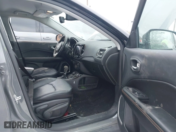 2020 Jeep Compass Limited with VIN 3C4NJDCBXLT104350, listed as a IAAI auction lot 41251659 with 151,379 mi miles. Bid and sale history available at carsss.com. Image 5.