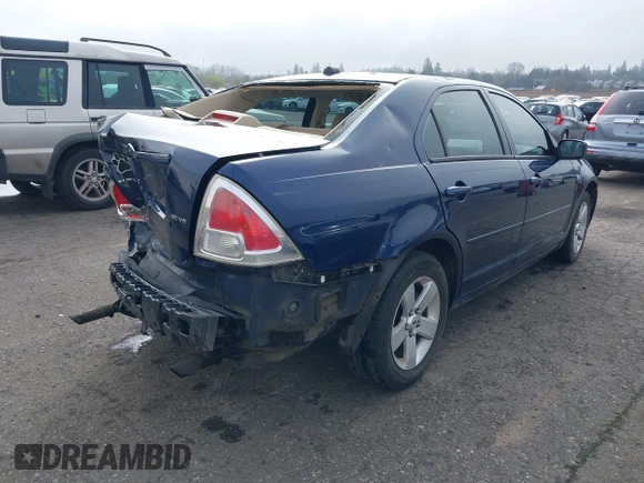 2007 Ford Fusion SE with VIN 3FAHP07117R175015, listed as a IAAI auction lot 41881420 with 217,978 mi miles. Bid and sale history available at carsss.com. Image 4.