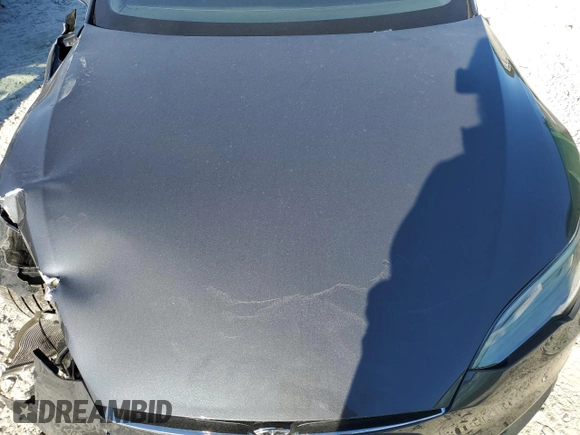2018 Tesla Model S 75D with VIN 5YJSA1E26JF283528, listed as a Copart auction lot 46980685 with 35,371 mi miles and Salvage Title. Bid and sale history available at DreamBid. Image 13.