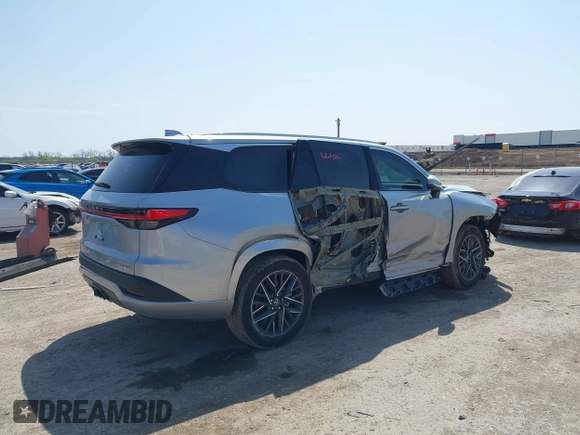2024 Lexus TX 350 with VIN 5TDAAAA6XRS012001, listed as a IAAI auction lot 41920283 with 742 mi miles and . Bid and sale history available at DreamBid. Image 4.