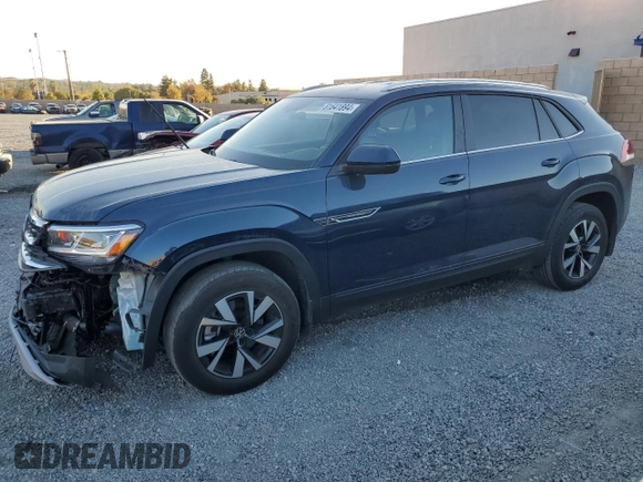 2023 Volkswagen Atlas SE with VIN 1V2DC2CAXPC206359, listed as a Copart auction lot 81641894 with 28,921 mi miles and Salvage title. Bid and sale history available at DreamBid. Image 1.