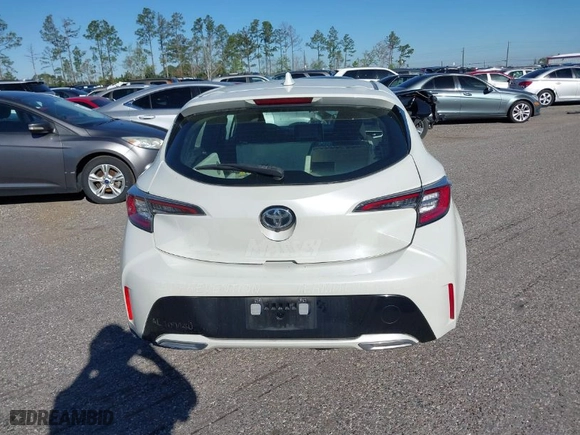 2020 Toyota Corolla Hatchback SE with VIN JTND4RBE8L3089351, listed as a IAAI auction lot 41792319 with 158,107 mi miles. Bid and sale history available at carsss.com. Image 16.