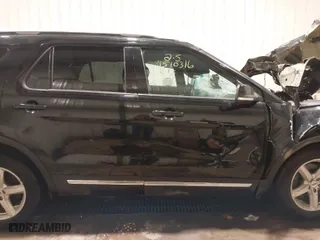 2016 Ford Explorer XLT with VIN 1FM5K8D89GGA31615, listed as a IAAI auction lot 41510316 with 1 mi miles. Bid and sale history available at carsss.com. Image 14.