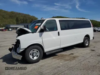 2020 Chevrolet Express Passenger LT z VIN 1GAZGPFG9L1196222, wystawiony jako Copart lot #55249105 z przebiegiem 153 568 mil mil oraz Szkoda całkowita • Salvage title. Historia ofert i sprzedaży dostępna na DreamBid. Obrazek 1.