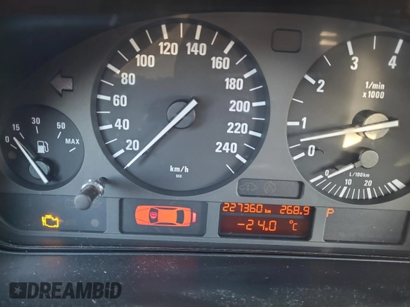 2002 BMW 5 Series 530iA with VIN WBADT63462CH94756, listed as a Copart auction lot 89168185 with 227,360 mi miles and Clean Title. Bid and sale history available at carsss.com. Image 8.