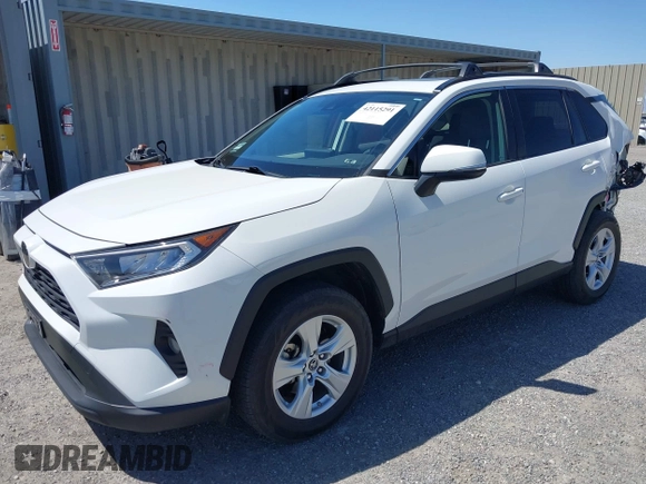 2019 Toyota RAV4 XLE with VIN JTMW1RFV9KD003246, listed as a IAAI auction lot 42115291 with 81,910 mi miles. Bid and sale history available at carsss.com. Image 2.