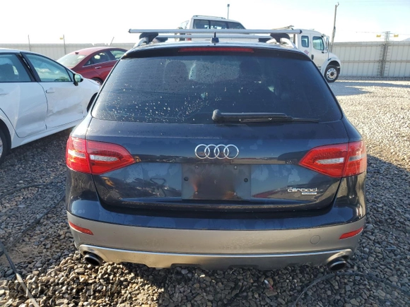 2013 Audi allroad A4 Premium z VIN WA19FAFL6DA206947, wystawiony jako Copart lot #71966754 z przebiegiem 116 617 mil mil oraz Szkoda całkowita • Salvage title. Historia ofert i sprzedaży dostępna na DreamBid. Obrazek 6.