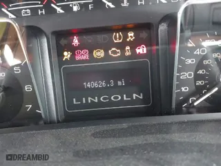 2014 Lincoln Navigator with VIN 5LMJJ2H5XEEL05442, listed as a IAAI auction lot 41426672 with 140,626 mi miles. Bid and sale history available at carsss.com. Image 16.