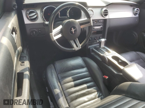 2007 Ford Mustang GT Deluxe with VIN 1ZVHT85H775207390, listed as a Copart auction lot 59553555 with 125,676 mi miles and Salvage title. Bid and sale history available at DreamBid. Image 8.
