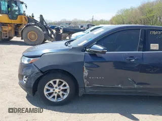 2018 Chevrolet Equinox LT with VIN 3GNAXJEVXJS629129, listed as a IAAI auction lot 42072014 with 178,037 mi miles. Bid and sale history available at carsss.com. Image 14.