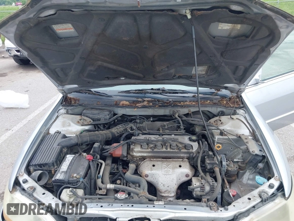 2002 Honda Accord SE с VIN 1HGCG56712A088663, выставлен на аукционе IAAI как лот 42520639 с пробегом 2 304 496 миль миль и . История ставок и продаж доступна на DreamBid. Изображение 10.