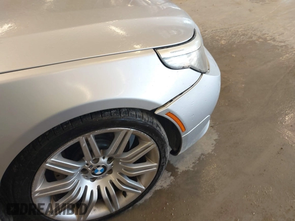 2009 BMW 5 Series 550i with VIN WBANW53549CT55674, listed as a IAAI auction lot 41507964 with 162,776 mi miles and . Bid and sale history available at carsss.com. Image 13.
