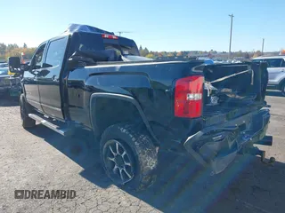 2019 GMC Sierra 2500HD Denali with VIN 1GT12SEY1KF225472, listed as a IAAI auction lot 40802703 with 1 mi miles. Bid and sale history available at carsss.com. Image 3.
