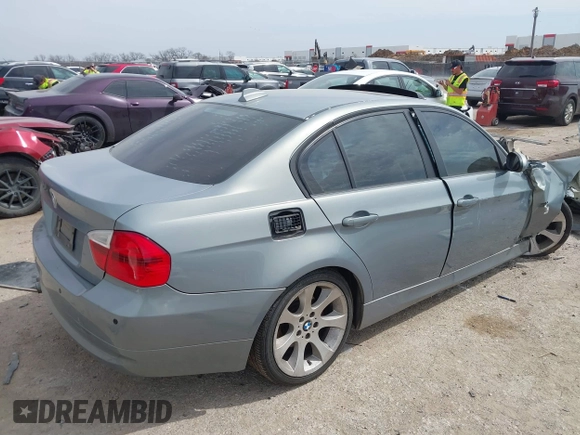 2006 BMW 3 Series 325i with VIN WBAVB13566PT14245, listed as a IAAI auction lot 41770035 with 1 mi miles. Bid and sale history available at carsss.com. Image 4.