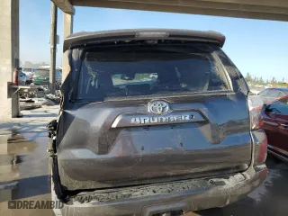 2021 Toyota 4Runner SR5 with VIN JTEEU5JR9M5228474, listed as a Copart auction lot 43867815 with 0 mi miles and Non Repairable. Bid and sale history available at carsss.com. Image 6.
